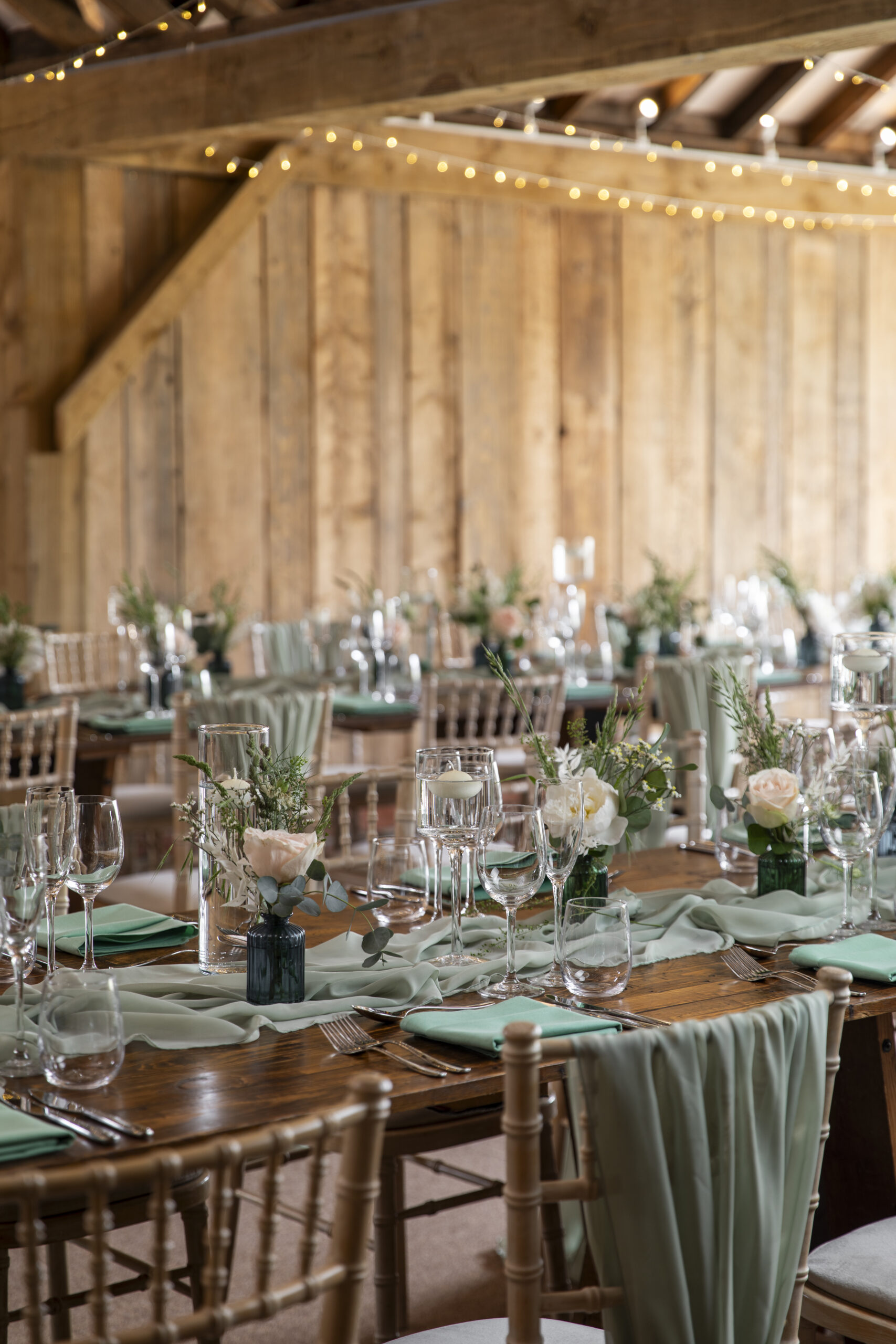 Lower barn: Banquet Style Tables